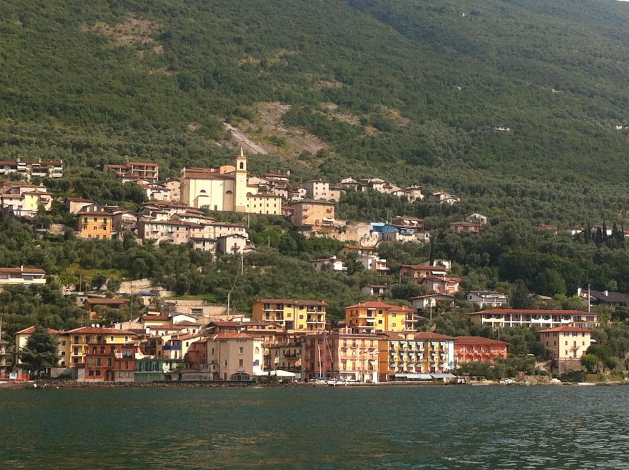 Hotel Smeraldo Brenzone sul Garda Exterior photo